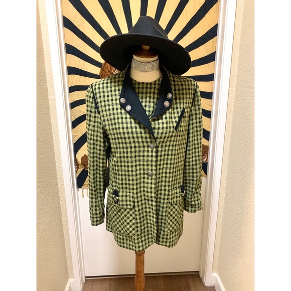 🌈 Stylish Vintage European blazer - Picture 4 of 8